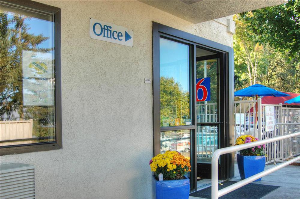 Motel 6-Eugene, Or - South Springfield المظهر الخارجي الصورة