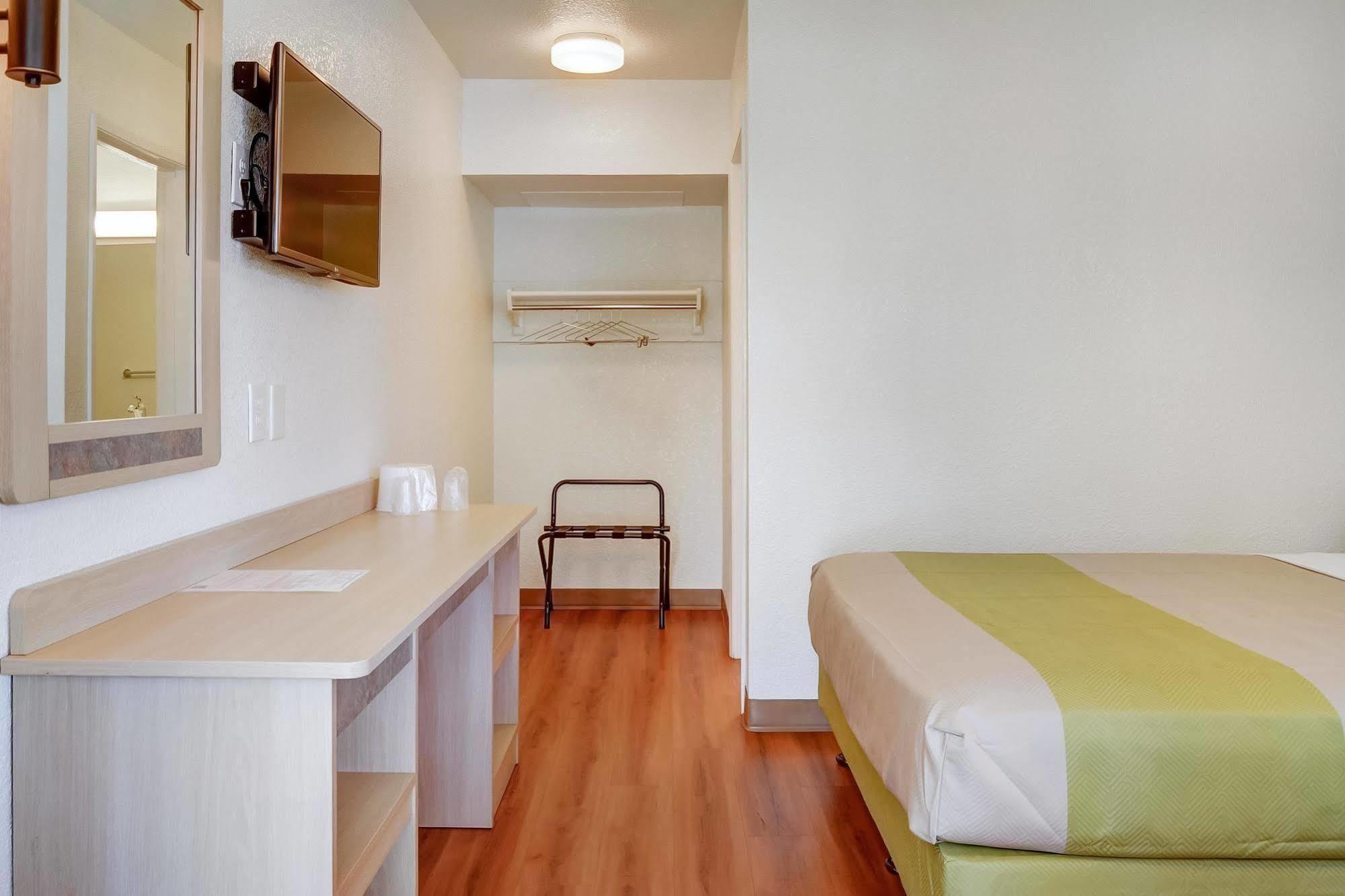 Motel 6-Eugene, Or - South Springfield المظهر الخارجي الصورة